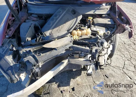 2019 Jeep Cherokee Latitude Plus z USA, uszkodzony, nr VIN 1C4PJLLBXKD462345